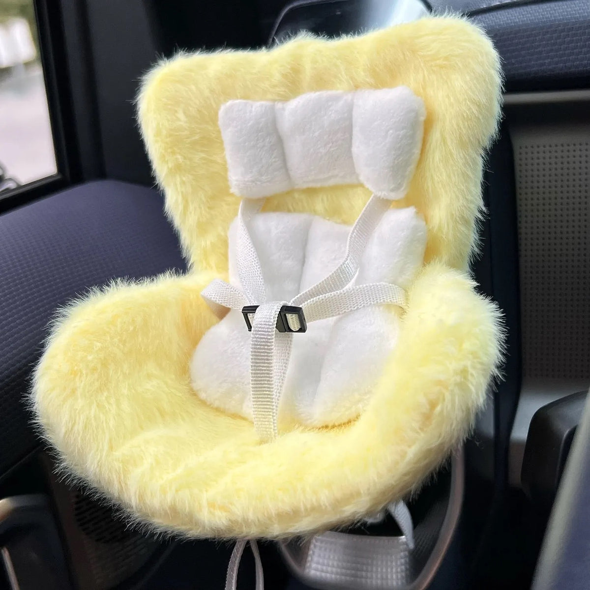 Labubu Plush Car Seat - Pastel Collection (5 Colors) – Lizzie