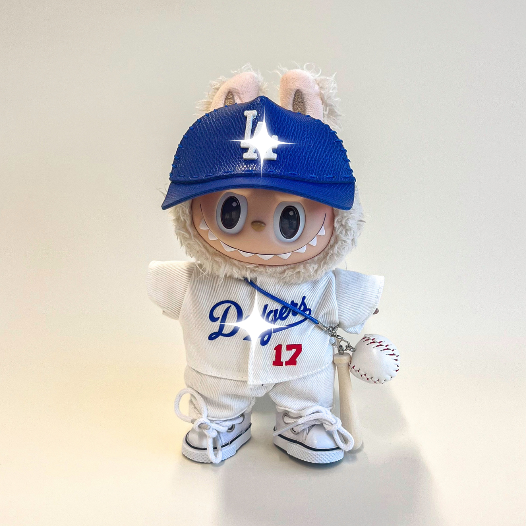 Labubu Baseball Outfit Set – White Sports Edition – Labubu plush doll outfit handmade kawaii Pop Mart collectible accessory