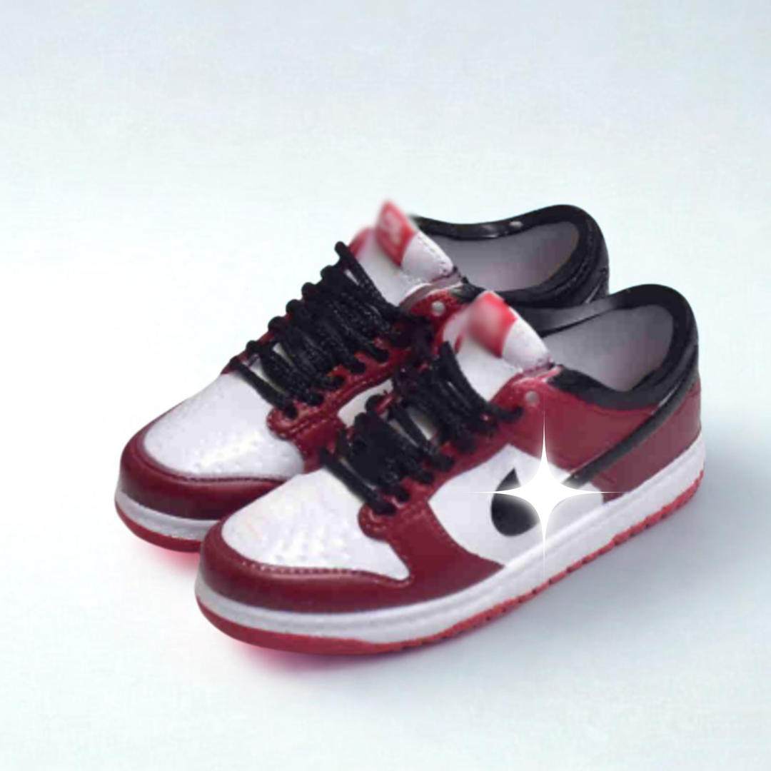Labubu Retro Low-Top Miniature Sneakers