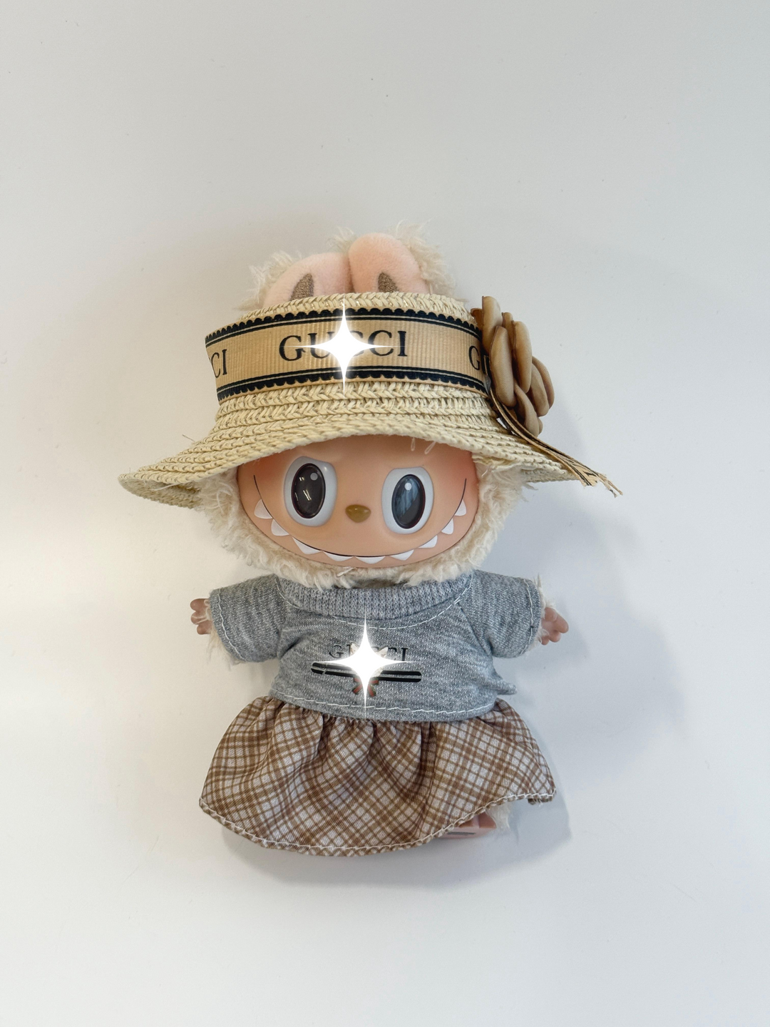 Labubu リゾートシック コーデセット（ストローハット＆プリーツスカート付き）