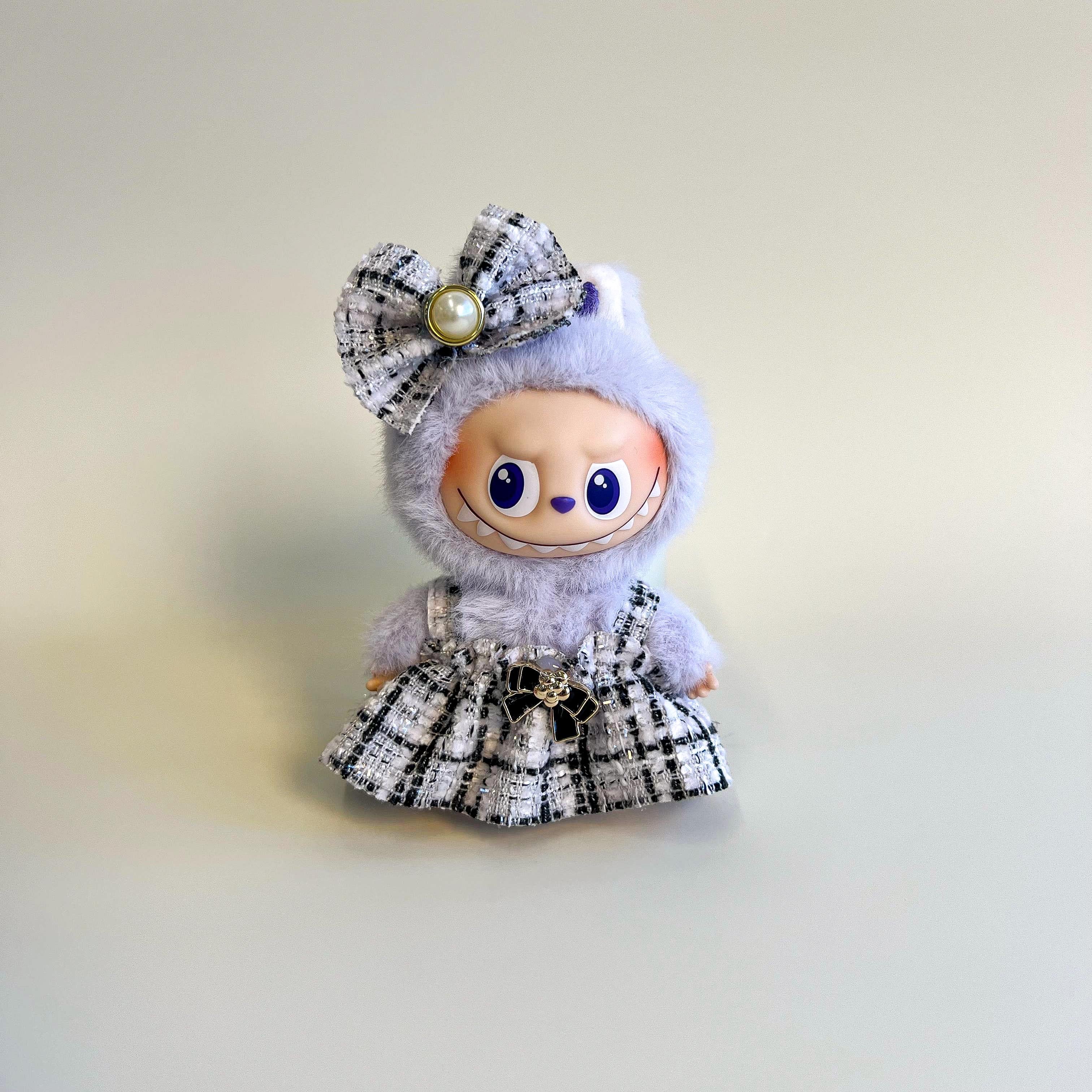 Labubu Pin for Love (V4) Wardrobe – Lizzie & Friends