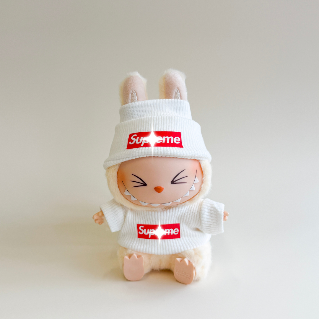 Labubu Streetwear Outfit Set – Beanie & Sweatshirt
