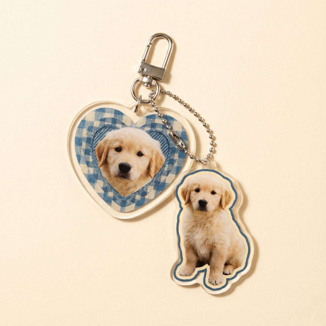 Custom Pet Portrait Acrylic Keychain back view detail – Lizzie & Friends