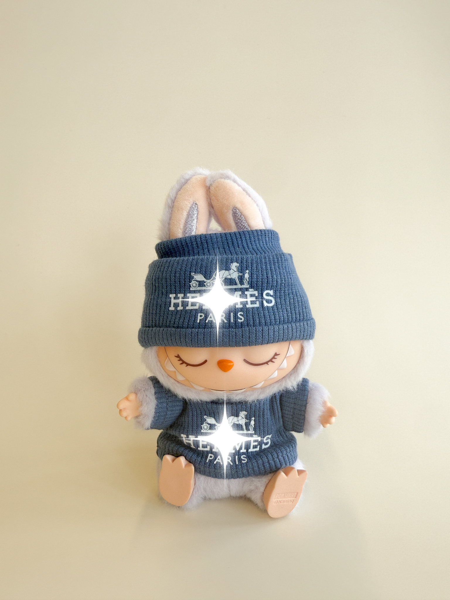 Labubu Classic Knitwear Set – Paris Edition – Labubu plush doll outfit handmade kawaii Pop Mart collectible accessory