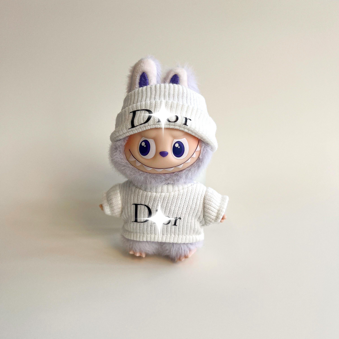 Labubu 4.0 White Logo Knit Sweater & Beanie Set – Labubu 4.0 V4 handmade outfit accessory Pop Mart plush doll clothes