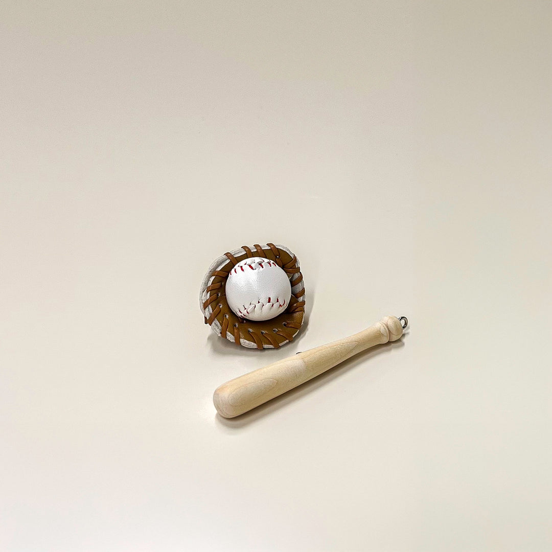 Baseball Accessory - Mitt & Bat – kawaii fan merch collectible handmade gift Lizzie & Friends
