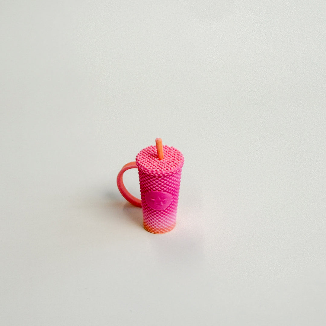Labubuのスター. コーヒーカップ - マルチカラーピンク