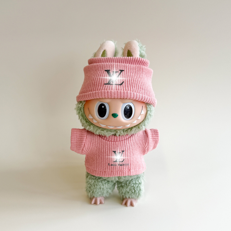 Labubu Classic Monogram Winter Set – Collector Edition close-up detail shot – Lizzie & Friends