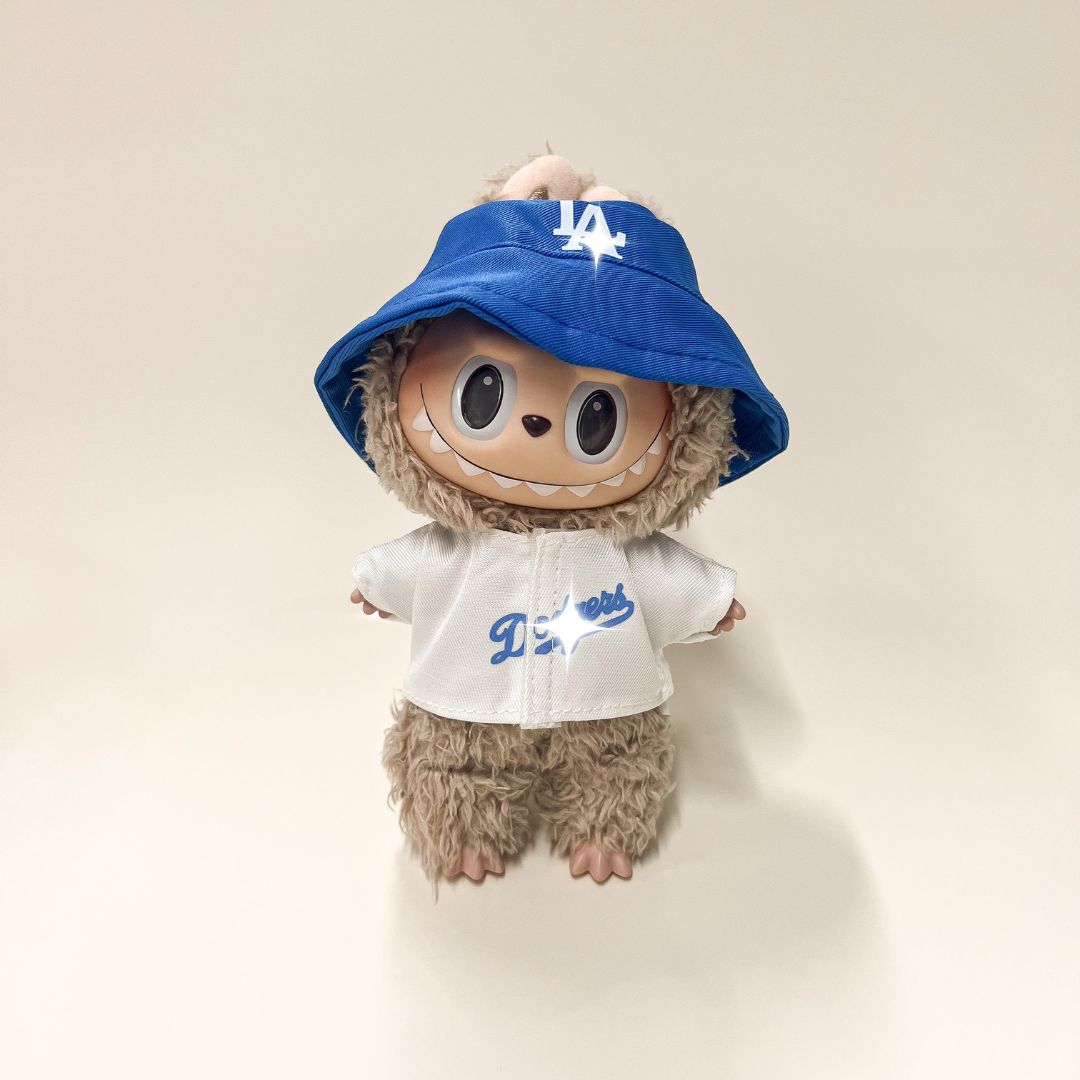 Labubu ベースボール アウトフィットセット – ブルー＆ホワイト カジュアルエディション